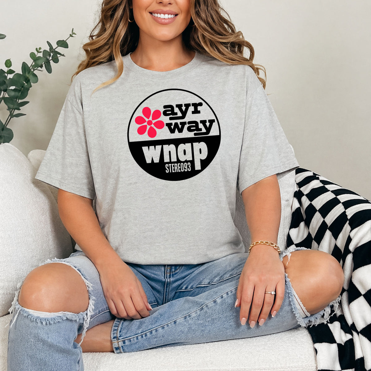 T-Shirt — Vintage 'ayr way wnap' Retro Logo Tee (Flower Graphic)