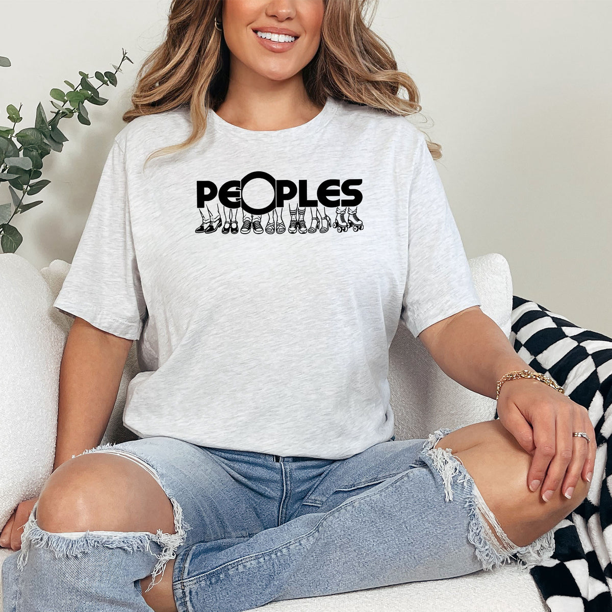 People’s Family Restaurant – Vintage Indianapolis Gildan 5000 T-Shirt